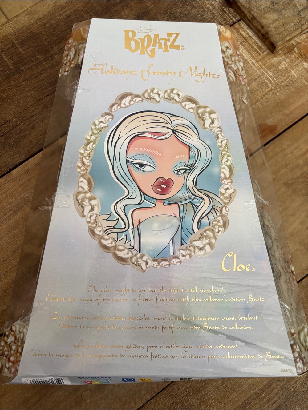 BRATZ Holudayz Frosty Nightz Cloe Collector’s Edition Set/Ensemble NWT - Picture 7 of 8